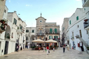 Cisternino-piazza
